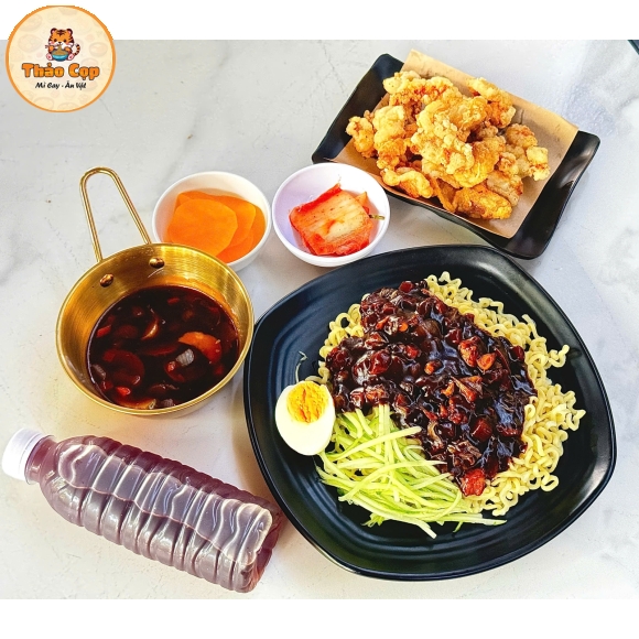 Combo mì tương đen + Thịt heo chiên giòn sốt chua ngọt