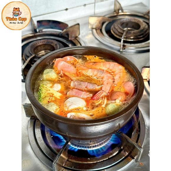 Mì Cay Thập Cẩm Bò Mỹ Cuộn Nấm
