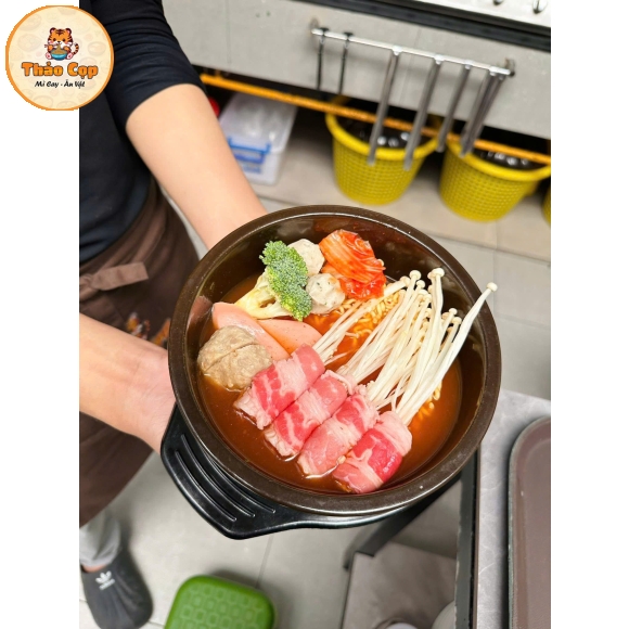 Mì Bò Mỹ Cuộn Nấm